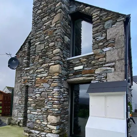 Bill's Barns, 1 *